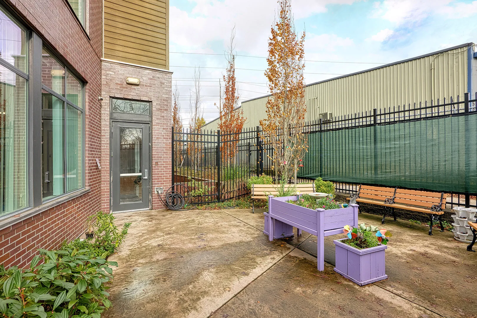 A graden with seating